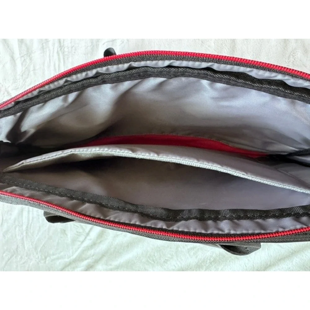 Lenovo ThinkPad Essential Laptop Messenger Bag Black Ballistic Nylon Briefcase